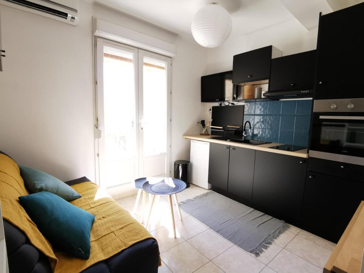 Meze, Charmant Petit Studio Proche Port Exterior foto